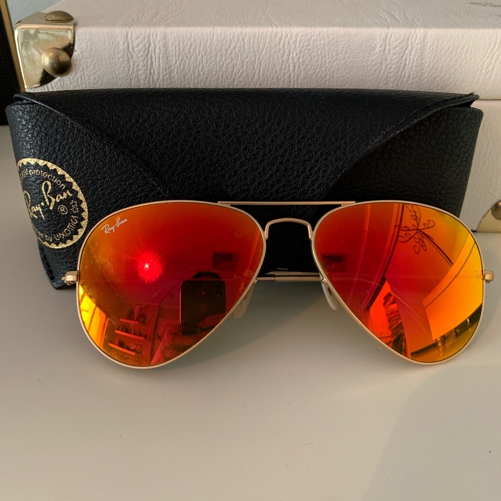 Ray ban aviator sunglasses